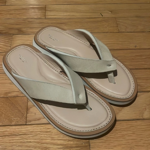 Rag & Bone Parker Tan Leather/ Suede Flip Flops - Picture 1 of 4